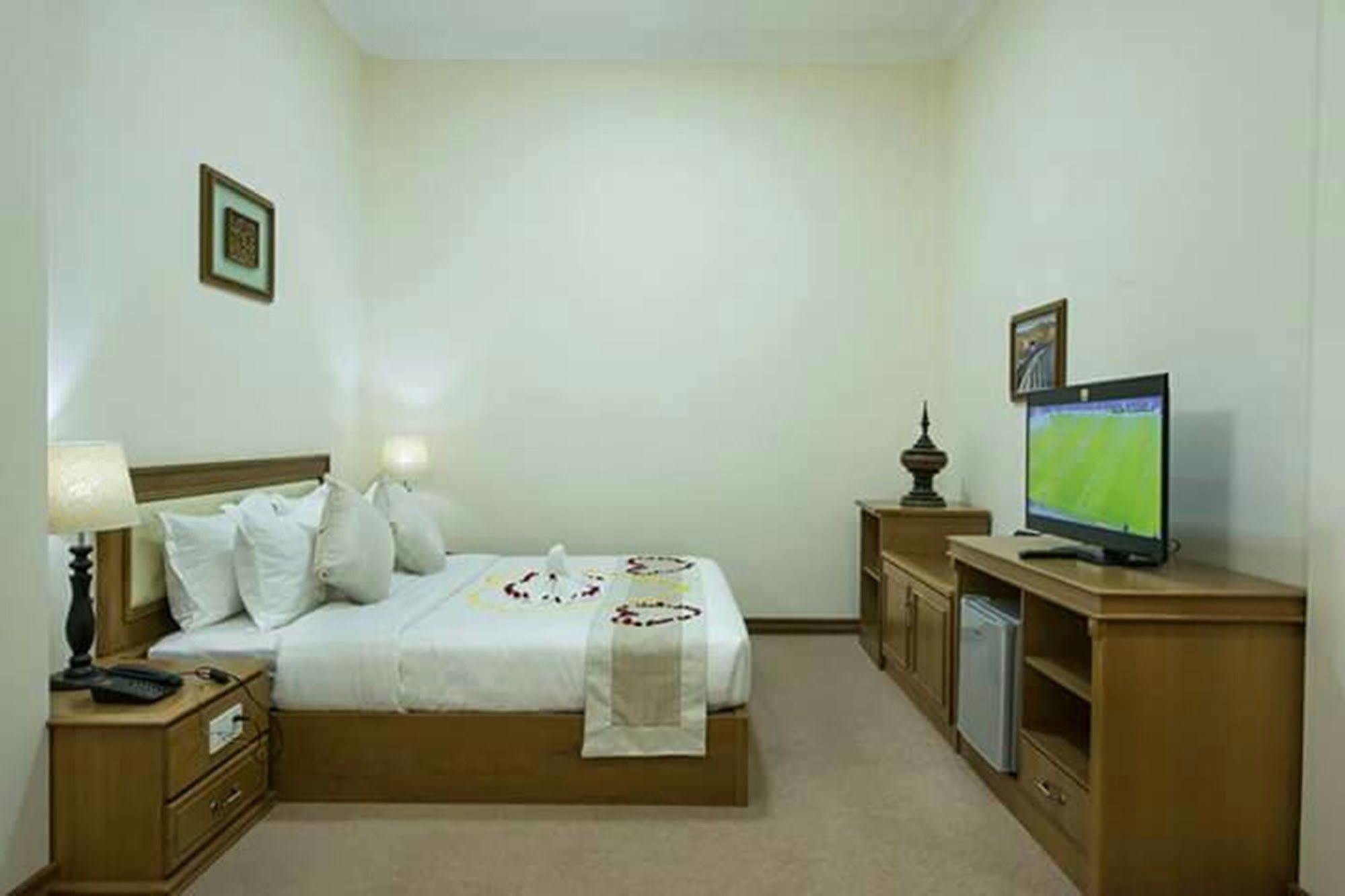 Hotel Shwe Nann Htike Pyin Oo Lwin Εξωτερικό φωτογραφία